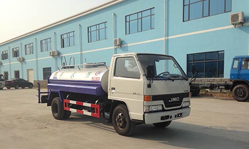 江鈴5噸灑水車(chē)(國(guó)四)